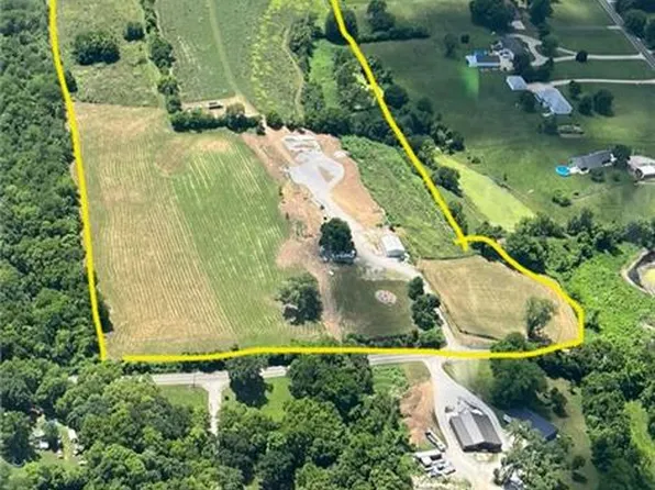 17805 E Union School Rd, Independence, MO 64058