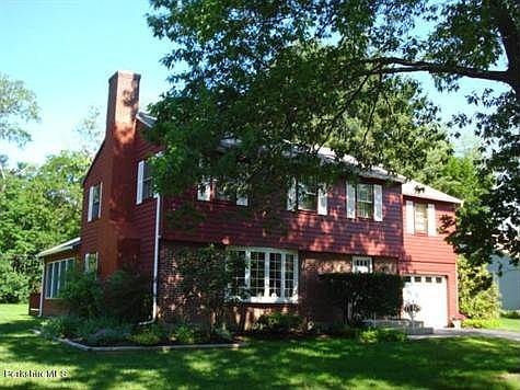 Well Cared For Colonial