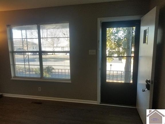 3rd image of 3734 Ramona Dr