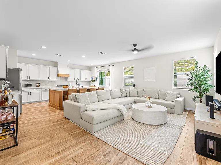 39490 Verbena Way — Photo 36