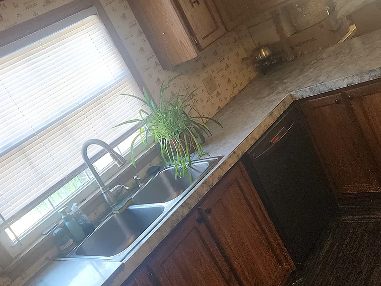 96 E Evans St — Photo 12
