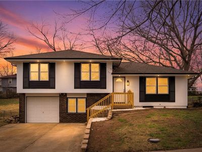11608 Greenwood Rd, Kansas City, MO, 64134