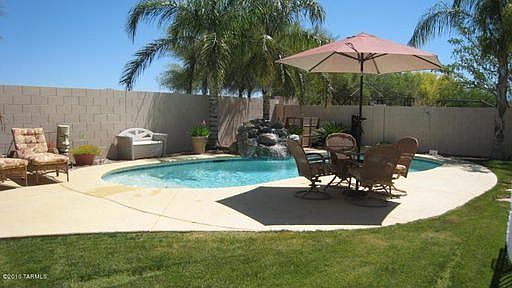 5th image of 8821 E Laurie Ann Dr