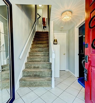 4th image of 16 White Meadow Rd