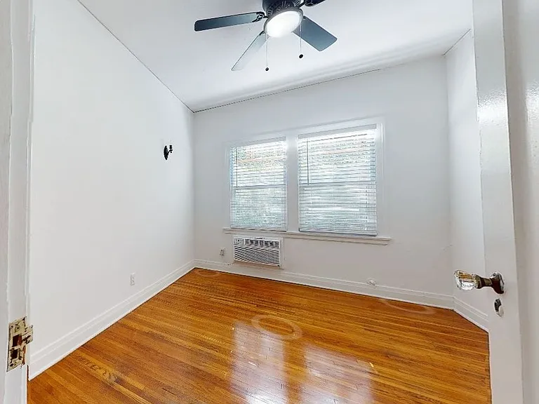 1002 N Sweetzer Ave — Photo 5