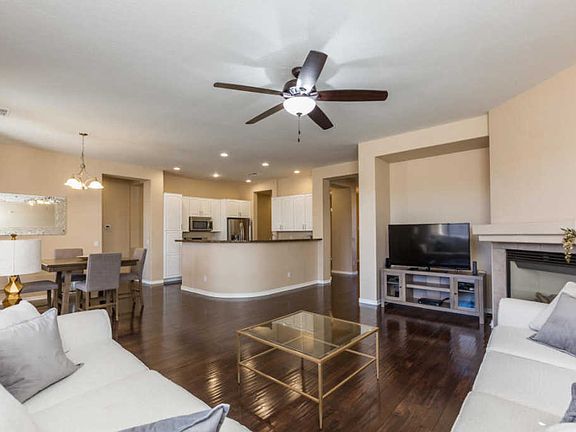 3rd image of 4929 E Gleneagle Dr