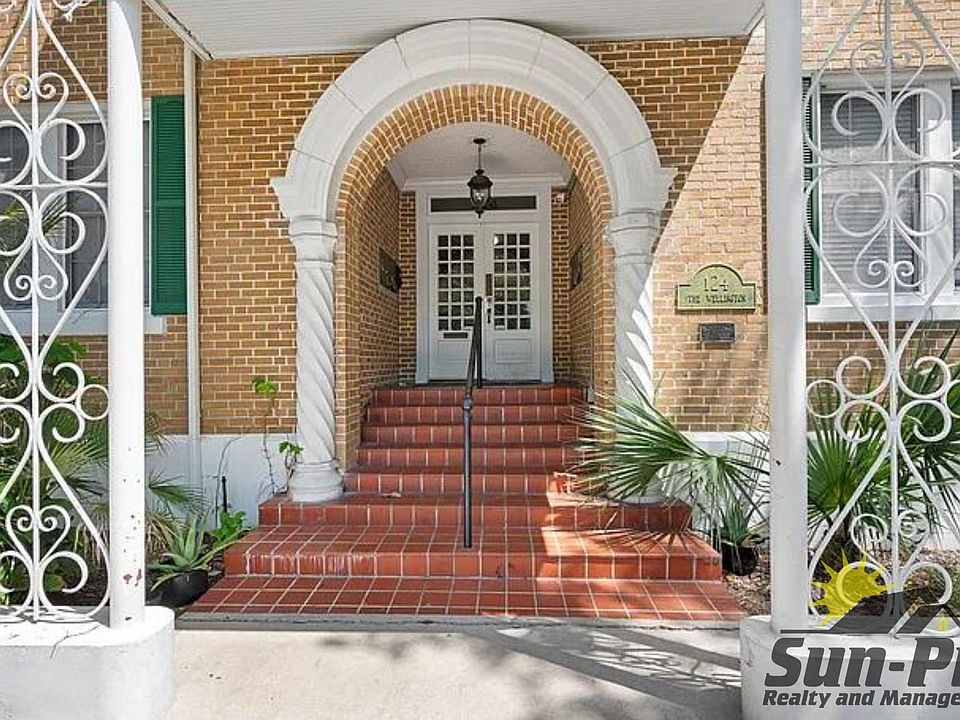 1st image of 124 Live Oak Ave #7