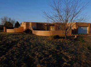 4 Lauro Pl, Santa Fe, NM 87508
