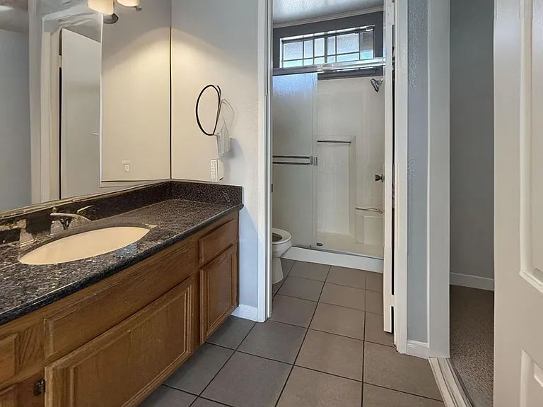 831 Carlton Privado — Photo 16