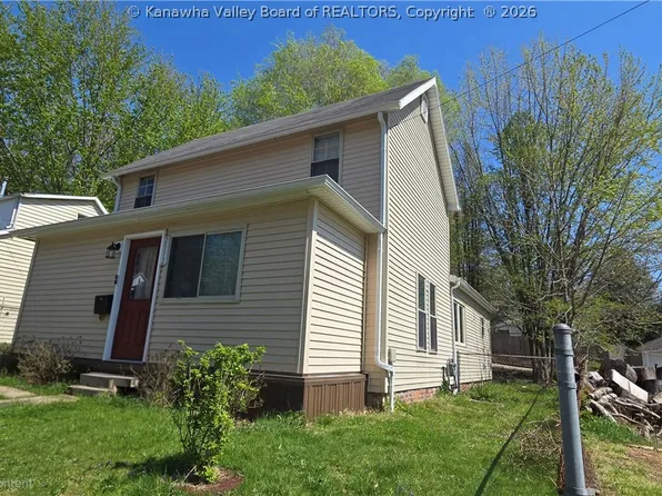 2512 Clement Ave, Parkersburg, WV 26101