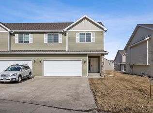1228 S Beach Way, West Fargo, ND