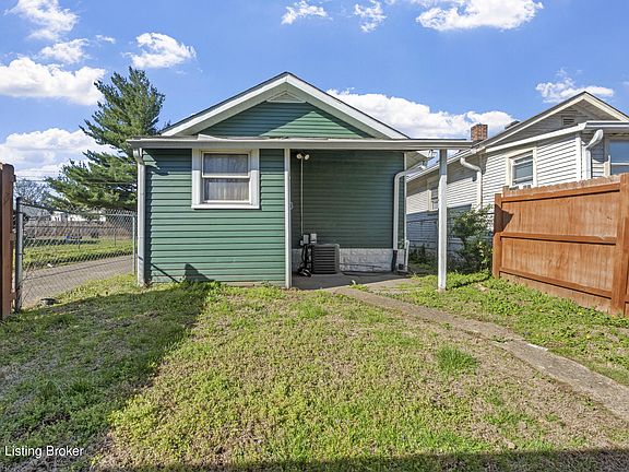 3rd image of 2105 Bradley Ave
