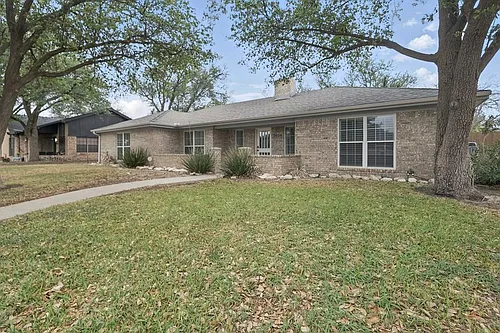 2404 Goddard Ct Photo 1