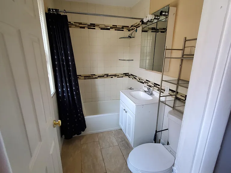 7002 Rising Sun Ave #C — Photo 22
