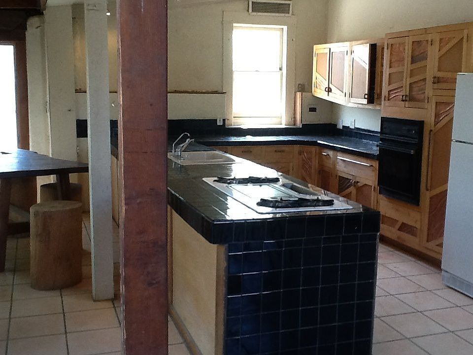 2nd image of 1422 S 7th Ave