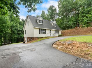 8791 Lisa Trl, Connelly Springs, NC 28612