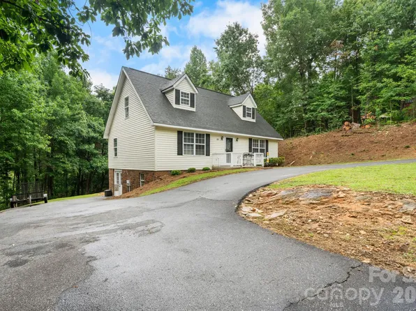 8791 Lisa Trl, Connelly Springs, NC 28612