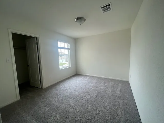 243 Thistle Ln — Photo 12