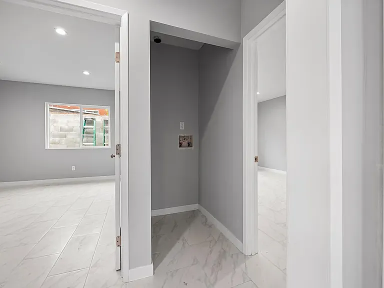 7619 Security Ave — Photo 18