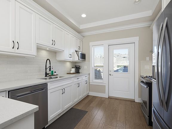 5th image of 8640 Machell St