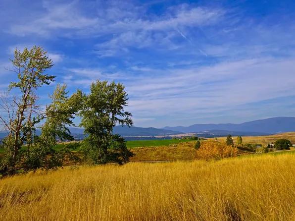 312 Indian Creek Rd, Eureka, MT 59917