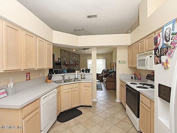 4th image of 5059 Acre Estates Dr W