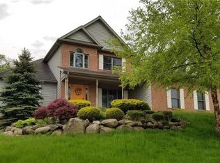 5843 Forest Xing, Erie, PA 16506