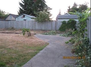 1715 Beach St, Centralia, WA 98531
