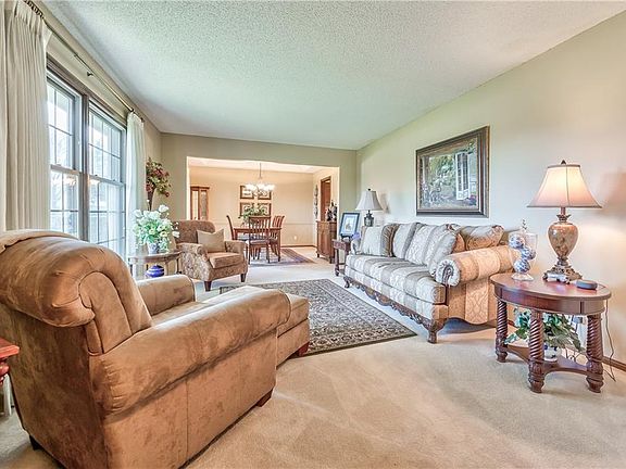 4th image of 13020 Saint Andrews Dr