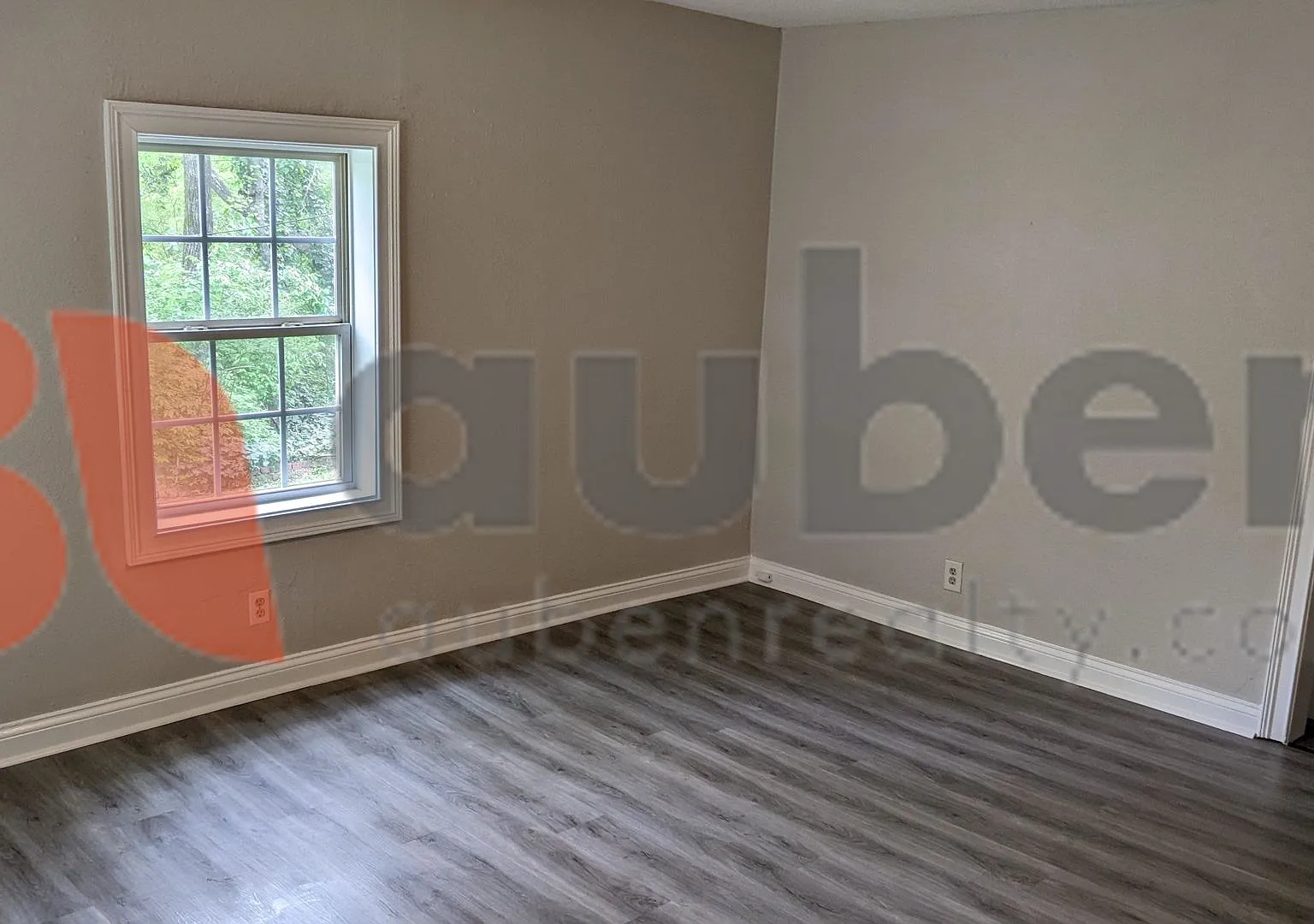 Recently Updated Home! Pet Friendly! — Photo 4