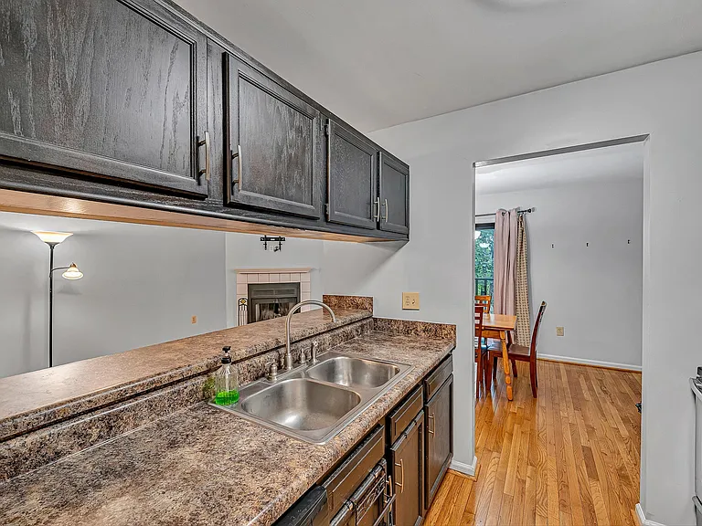 3273 Forest Ridge Rd — Photo 10
