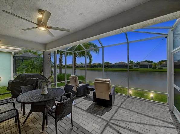 11875 SW Jasper Lake Way, Port St Lucie, FL 34987