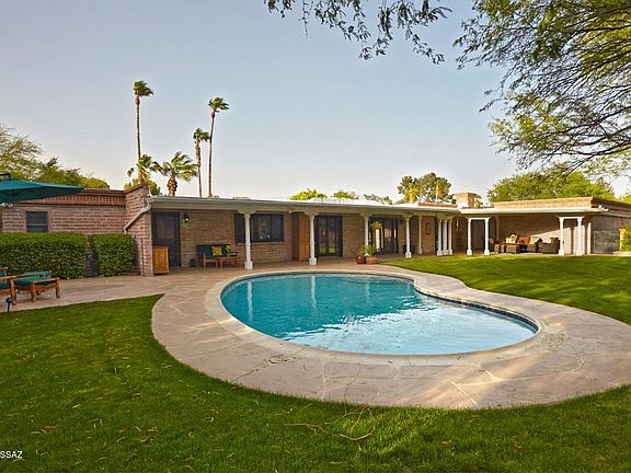 2nd image of 6212 E West Miramar Dr