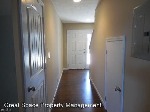 3rd image of 648 Stowe Ct APT 1F