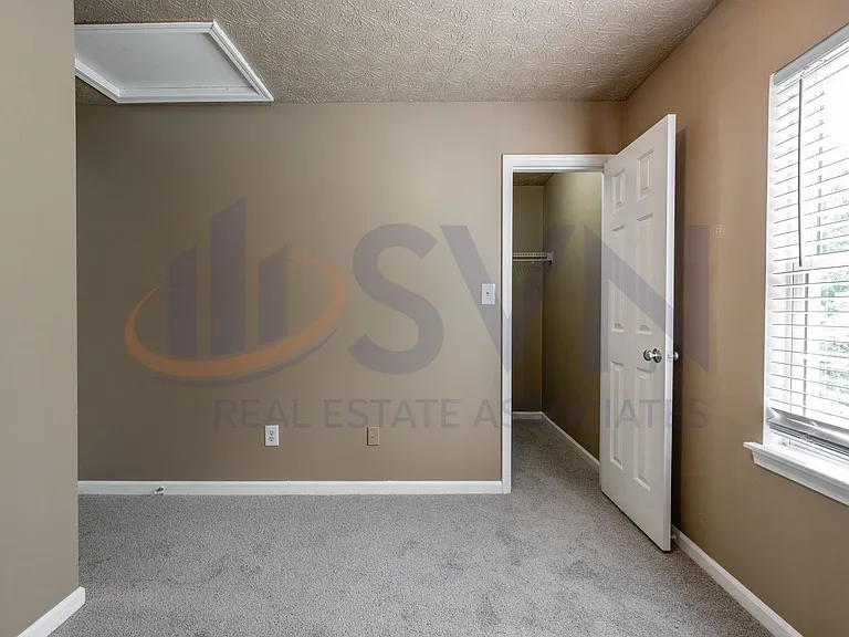 3107 Ivey Wood Ln — Photo 9