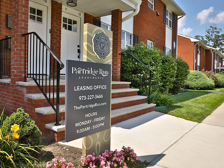 Leasing Office