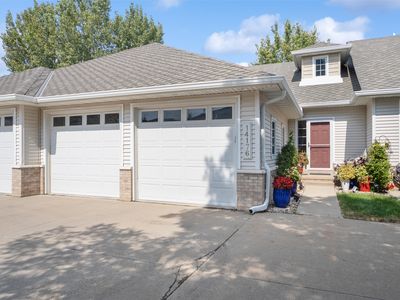 14176 Pinnacle Pointe Dr, Clive, IA, 50325