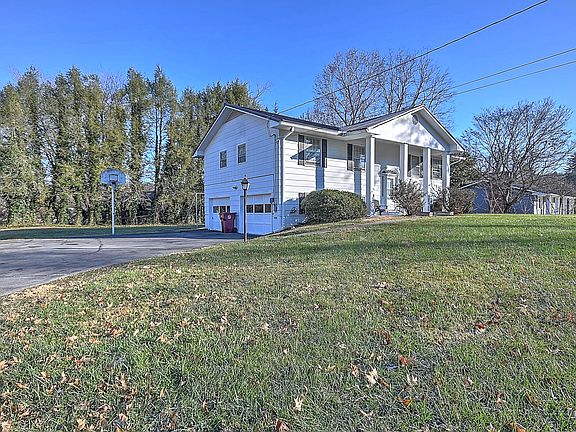 2nd image of 509 Rose Ave