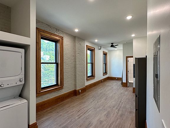 2nd image of 18 Mulberry St #9