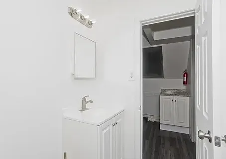 26 Huntington St #3 — Photo 12