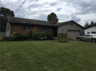 24253 Lantern Dr, Olmsted Falls, OH 44138