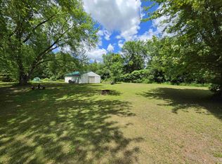 1058 & 1062 Wildcherry Dr, Gladwin, MI 48624