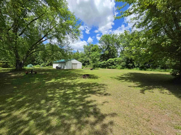 1058 & 1062 Wildcherry Dr, Gladwin, MI 48624