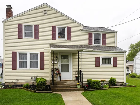 182 E Pulteney St, Corning, NY 14830