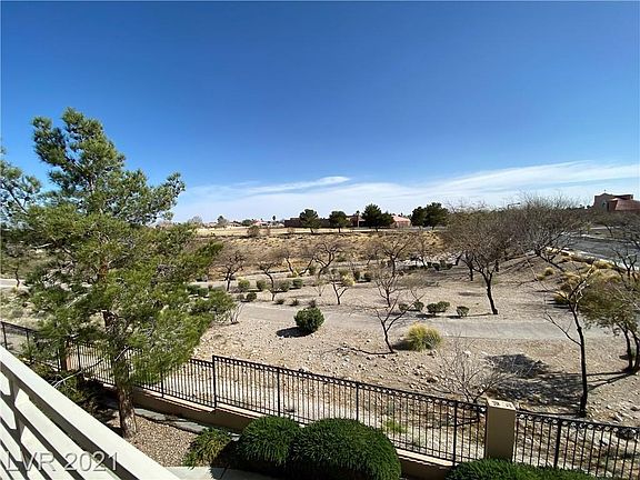 5th image of 1900 Tierra Vista Dr Unit 206