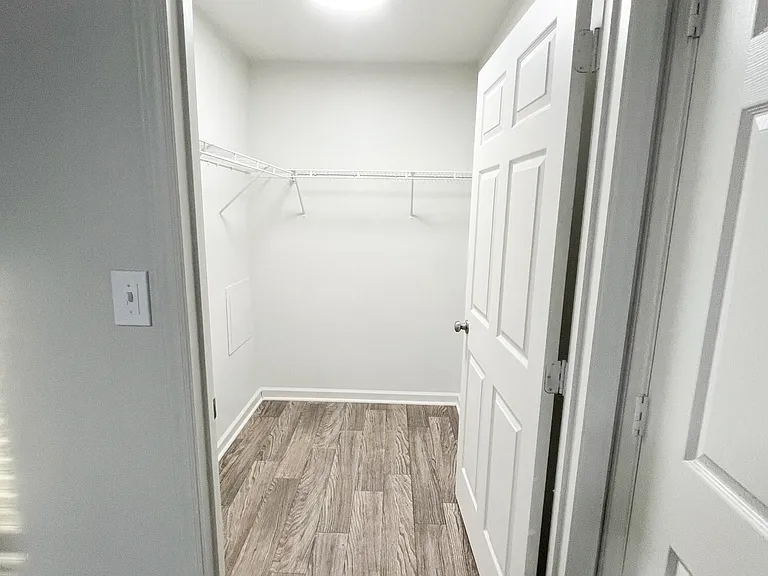 Ridge View Apartments — Photo 6