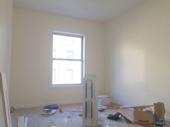5th image of 650 W 177th St APT 33