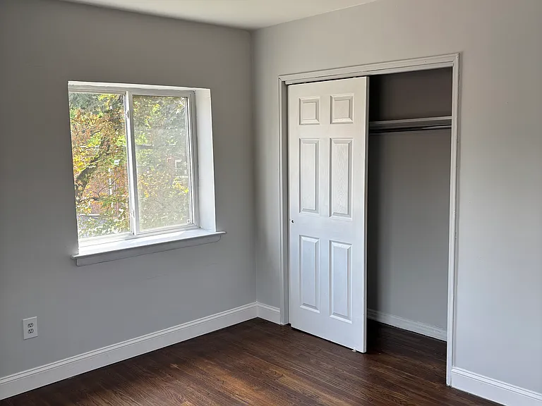538 W 7th St #B1 — Photo 10