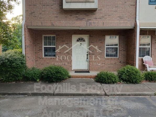 409 Nelson Dr E