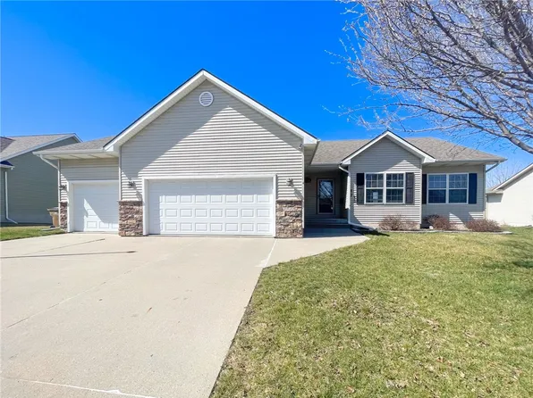 1712 NW Morningside Dr, Grimes, IA 50111